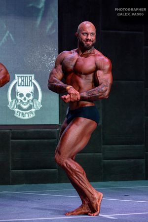 CLASSIC PHYSIQUE 178